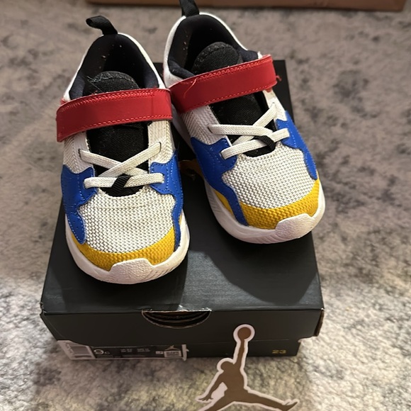 Nike, Air Jordan Cadence, NWT, Size 10, Size 9, Size 8 - Picture 6 of 11